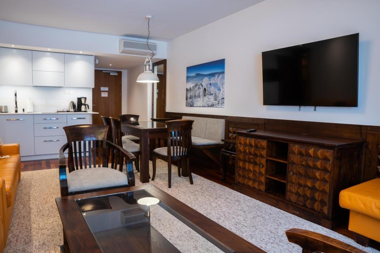 Apartamenty Lola Шклярска Поремба Екстериор снимка